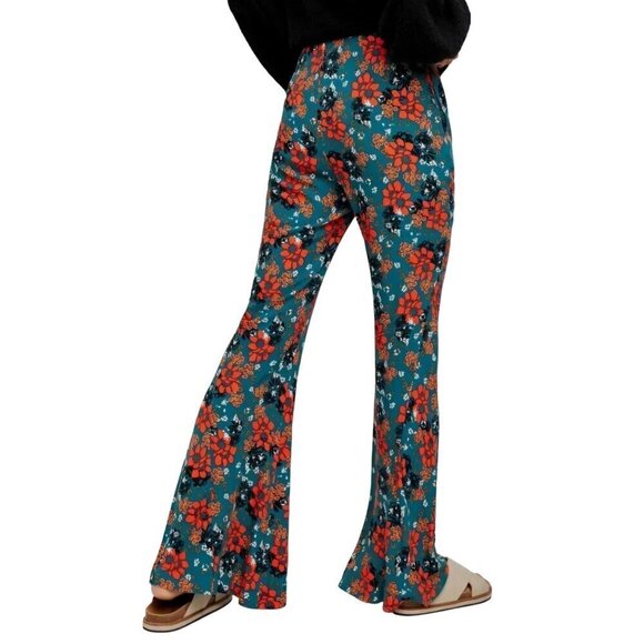 Free People Can't Take My Eyes Off Of You Floral Flare Pants 100% Viscose Size M - Picture 4 of 10
